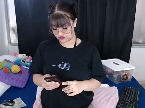 liseth 01hot online show from 11/25/25, 11:54