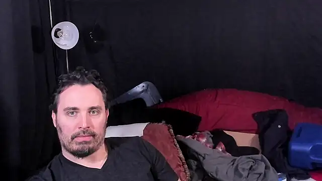 Metalstud online show from 12/20/25, 11:51