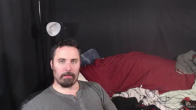 Metalstud online show from 10/25/25, 03:17