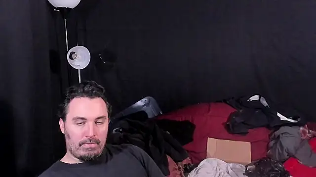 Metalstud online show from 12/15/25, 04:18