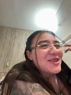 vaneelee online show from 11/25/25, 03:29