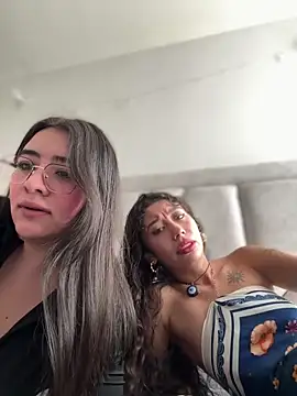 vaneelee online show from 03/15/26, 05:31