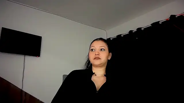 MarcellaGriffin online show from 11/05/25, 11:52