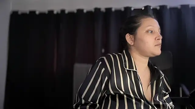 Snapshot of MarcellaGriffin chatting on 09/19/25, 02:32 MarcellaGriffin online show from 09/19/25, 02:32