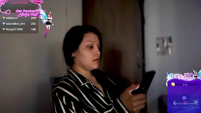 MarcellaGriffin online show from 12/14/25, 08:14