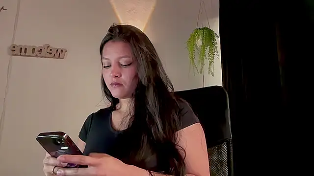 Snapshot of MarcellaGriffin chatting on 07/11/26, 04:18 MarcellaGriffin online show from 07/11/26, 04:18
