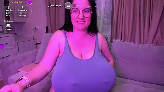 Snapshot of alisiaparril chatting on 03/09/25, 11:46 alisiaparril online show from 03/09/25, 11:46