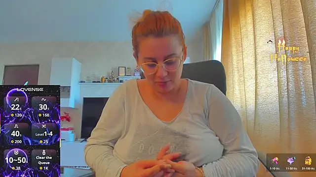 hot evil queen online show from 10/29/25, 08:13