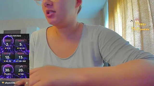 hot evil queen online show from 10/19/25, 07:33