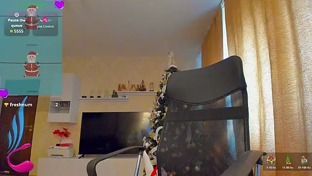 hot evil queen online show from 12/14/25, 10:10