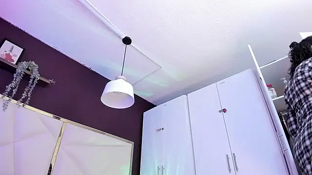 Inndrahot online show from 01/09/26, 03:57