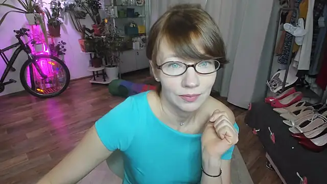 Constancia pure online show from 03/20/25, 10:43