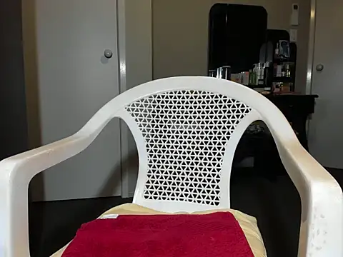 Angelchezcka online show from 11/22/25, 12:48