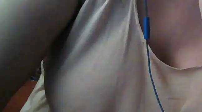 Snapshot of giga-bite chatting on 03/06/25, 05:43 giga-bite online show from 03/06/25, 05:43