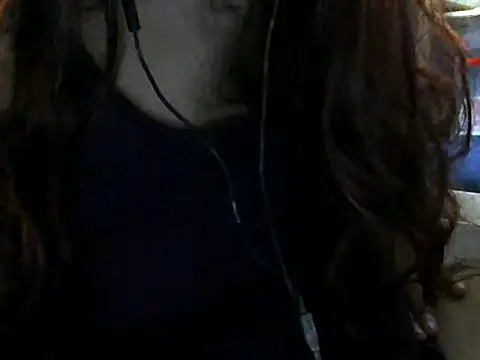 Snapshot of giga-bite chatting on 10/04/25, 07:10 giga-bite online show from 10/04/25, 07:10