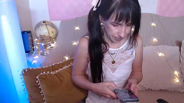 -carla- online show from 12/06/24, 07:37