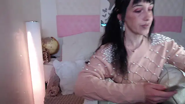 -carla- online show from 11/23/25, 08:13