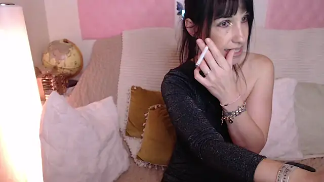 -carla- online show from 10/27/25, 06:03