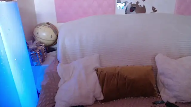 -carla- online show from 03/04/26, 06:32