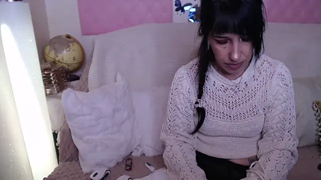 -carla- online show from 11/12/25, 06:39