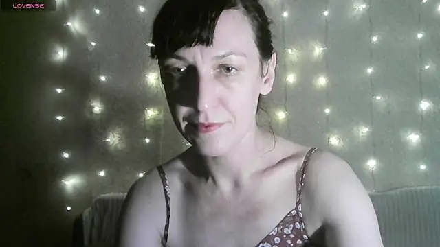 Snapshot of MarieODahliaS chatting on 01/13/26, 11:47 MarieODahliaS online show from 01/13/26, 11:47