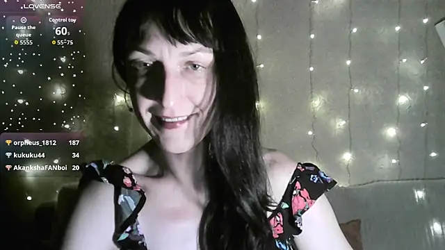 Snapshot of MarieODahliaS chatting on 01/05/26, 05:27 MarieODahliaS online show from 01/05/26, 05:27