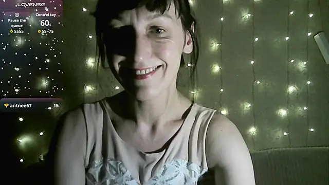 Snapshot of MarieODahliaS chatting on 12/22/25, 12:38 MarieODahliaS online show from 12/22/25, 12:38