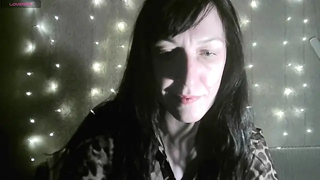 MarieODahliaS online show from 11/30/25, 11:11