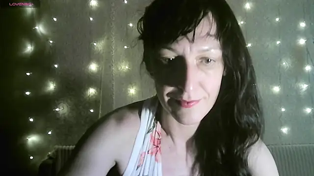 MarieODahliaS online show from 10/31/25, 11:07