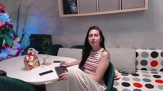 lolyforyou online show from 12/10/24, 11:32