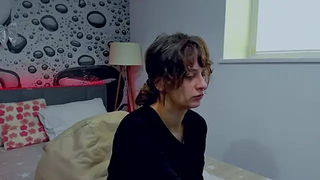 AlmaFancy online show from 04/16/26, 05:30