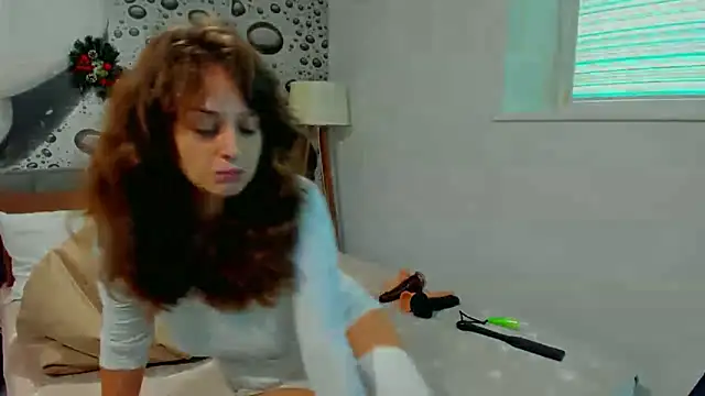 AlmaFancy online show from 12/19/25, 06:49