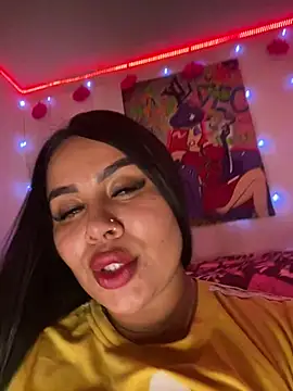 Emma Brown 12 online show from 02/17/25, 09:21