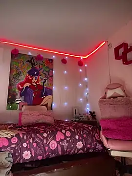 Emma Brown 12 online show from 09/19/25, 09:30