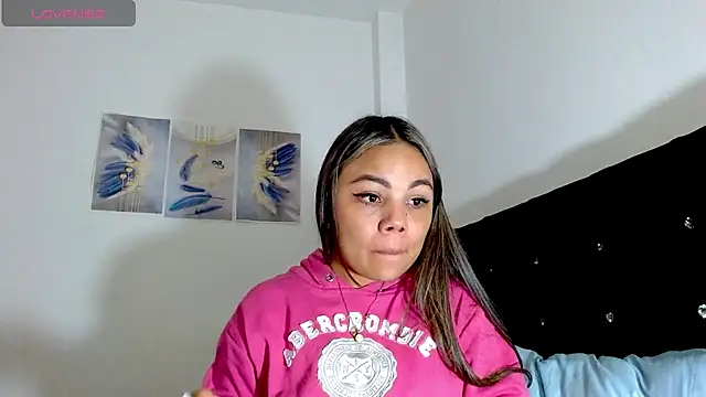 Kylie loveee online show from 03/18/26, 11:59