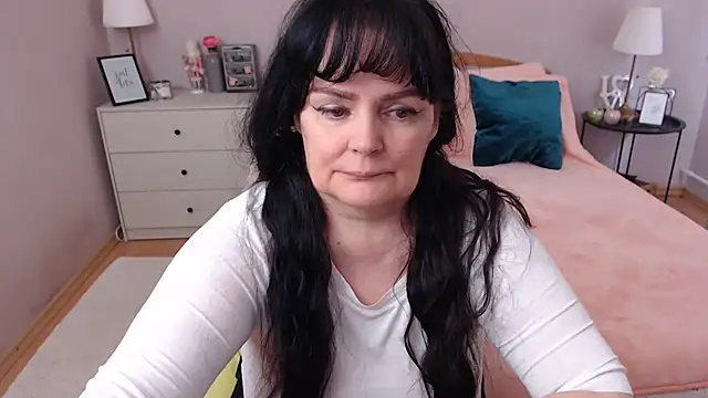 LeveMe2Nightt online show from 05/25/26, 12:04