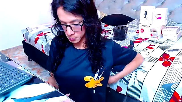 Snapshot of DaslyRoze chatting on 03/19/25, 12:48 DaslyRoze online show from 03/19/25, 12:48