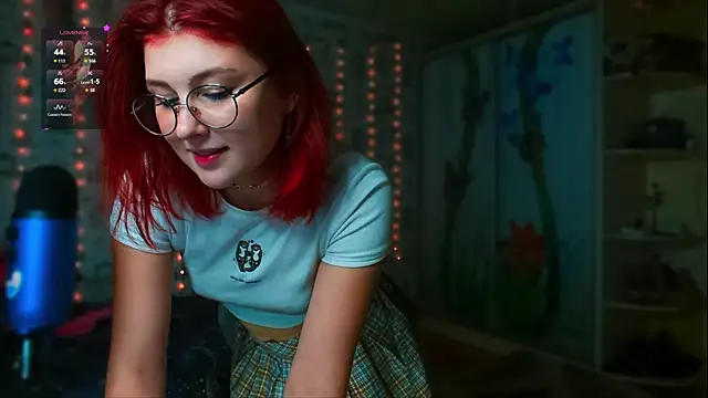 SmokyRose online show from 11/10/25, 11:37