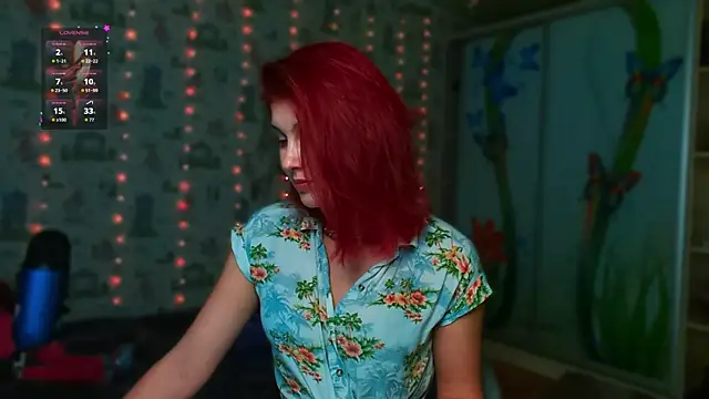 SmokyRose online show from 11/14/25, 02:10