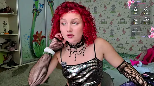 Snapshot of SmokyRose chatting on 07/06/26, 10:44 SmokyRose online show from 07/06/26, 10:44