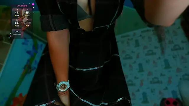 SmokyRose online show from 11/26/25, 10:37