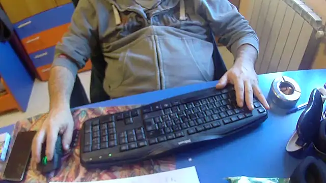 Snapshot of Tango128 chatting on 10/14/25, 10:05 Tango128 online show from 10/14/25, 10:05