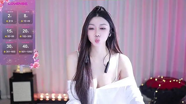 Angel-Bei-bei online show from 12/21/25, 02:08