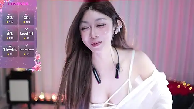 Snapshot of Angel-Bei-bei chatting on 03/13/25, 05:50 Angel-Bei-bei online show from 03/13/25, 05:50