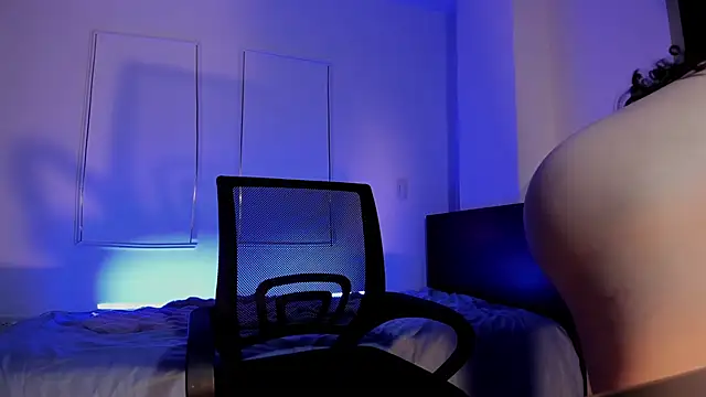 MeganWhite3 online show from 02/05/26, 01:34