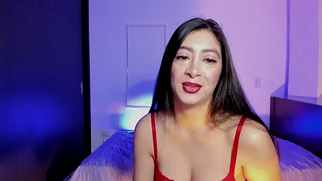 Snapshot of MeganWhite3 chatting on 04/24/26, 04:03 MeganWhite3 online show from 04/24/26, 04:03