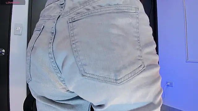 MeganWhite3 online show from 10/21/25, 03:06