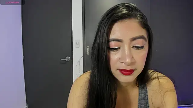 MeganWhite3 online show from 12/18/25, 03:11