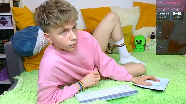 LandelRay online show from 03/21/26, 05:17