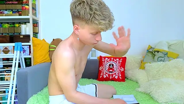 LandelRay online show from 04/11/26, 09:13